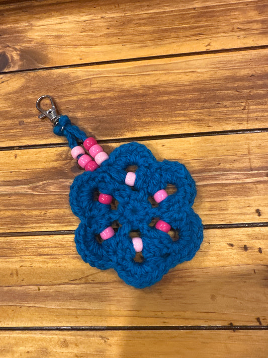 Crocheted Flower Bag Charm – Beaded Fidget Toy